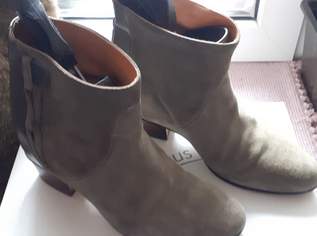 Stiefeletten Gr. 36, 15 €, Kleidung & Schmuck-Damenkleidung in 1160 Ottakring Stiefeletten Gr. 36, 15 €, Kleidung & Schmuck-Damenkleidung in 1160 Ottakring