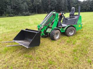 Hoflader, 17200 €, Auto & Fahrrad-Traktoren & Nutzfahrzeuge in 2571 Katastralgemeinde Klein-Mariazell