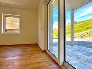 Barrierefreie 3-Zimmer Wohnung mit Terrasse inmitten der Weinberge von Klöch - Erstbezug!, 284000 €, Immobilien-Wohnungen in 8490 Bad Radkersburg Barrierefreie 3-Zimmer Wohnung mit Terrasse inmitten der Weinberge von Klöch - Erstbezug!, 284000 €, Immobilien-Wohnungen in 8490 Bad Radkersburg