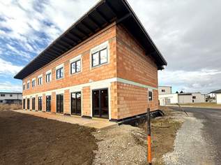 Beginn das Familienglück – Reihenhaus mit Garten, 335000 €, Immobilien-Häuser in 4782 St. Florian am Inn