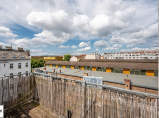 Klimatisierte Dachgeschosswohnung mit sonniger Terrasse & perfekter Anbindung - ab 1.6.26 beziehbar!, 1626.1 €, Immobilien-Wohnungen in 1150 Rudolfsheim-Fünfhaus