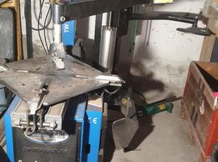 Reifenmontiermaschine, 5100 €, Auto & Fahrrad-Teile & Zubehör in Ungarn