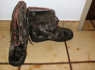 Echte-Pelz-Stiefel-Gr.39, grau/ schwarz Neu, 80 €, Kleidung & Schmuck-Damenkleidung in 9761 Amberg