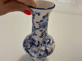 Alte Vase , 30 €, Haus, Bau, Garten-Geschirr & Deko in 7111 Parndorf Alte Vase , 30 €, Haus, Bau, Garten-Geschirr & Deko in 7111 Parndorf
