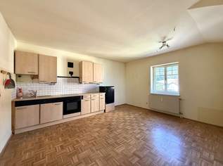 Helle Wohnung in bester Lage von Sankt Radegund, 896.39 €, Immobilien-Wohnungen in 8061 Sankt Radegund bei Graz