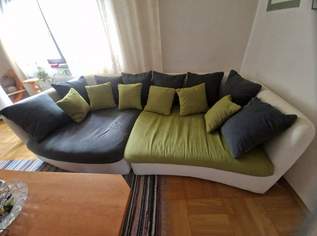 Große Couch, 0 €, Haus, Bau, Garten-Möbel & Sanitär in 1160 Ottakring