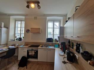 FREUNDLICHE ERDGESCHOSSWOHNUNG IM ZENTRUM VON GROßWEIKERSDORF MIT PARKPLATZ, 127000 €, Immobilien-Wohnungen in 3701 Großweikersdorf