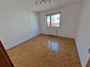 WOHNUNG IM 5. LIFTSTOCK MIT SEHR GUTER INFRASTRUKTUR