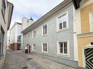 Stadthaus im Zentrum mit Entwicklungspotenzial & Bestandserträgen, 297000 €, Immobilien-Häuser in 4840 Vöcklabruck