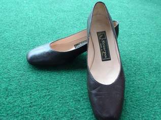 brauner Damenschuh Gr. 37,5, 30 €, Kleidung & Schmuck-Damenkleidung in 2700 Wiener Neustadt