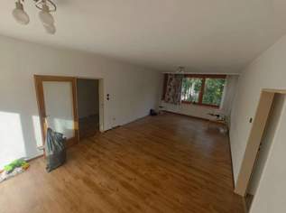 Sonnige 3-Zimmer-Wohnung in begehrter Grünlage - perfekt für alle, die Wohnqualität mit Gestaltungsspielraum suchen Sonnige 3-Zimmer-Wohnung in begehrter Grünlage - perfekt für alle, die Wohnqualität mit Gestaltungsspielraum suchen