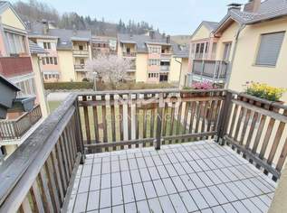 Sehr gepflegte und möblierte Eigentumswohnung im Dachgeschoss mit Balkon - Stadtrand von Waidhofen an der Ybbs, 119000 €, Immobilien-Wohnungen in 3340 Gemeinde Waidhofen an der Ybbs