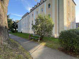 Zentral gelegene und 1-Raum Wohnung im beliebten Stadtteil Bindermichl! Von Grünflächen und bester Infrastruktur umgeben!, 498.11 €, Immobilien-Wohnungen in Oberösterreich Zentral gelegene und 1-Raum Wohnung im beliebten Stadtteil Bindermichl! Von Grünflächen und bester Infrastruktur umgeben!, 498.11 €, Immobilien-Wohnungen in Oberösterreich