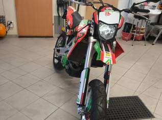 Supermoto
