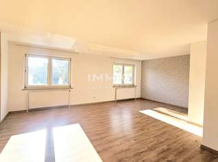 Sonnige, sehr große 4-Zimmer-Wohnung - zwei Bäder, große Küche - im Zentrum von Laxenburg, 424000 €, Immobilien-Wohnungen in 2361 Laxenburg