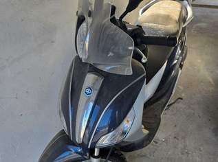 Piaggio Medley 125 – Top Zustand – nur 4.000 km, 2800 €, Auto & Fahrrad-Motorräder in 8073 Feldkirchen bei Graz Piaggio Medley 125 – Top Zustand – nur 4.000 km, 2800 €, Auto & Fahrrad-Motorräder in 8073 Feldkirchen bei Graz