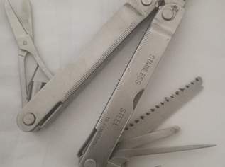 Leatherman 18 Funktionen, 60 €, Haus, Bau, Garten-Hausbau & Werkzeug in 1170 Hernals Leatherman 18 Funktionen, 60 €, Haus, Bau, Garten-Hausbau & Werkzeug in 1170 Hernals