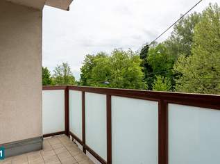 SANIERUNGSBEDÜRFTIGE 2 - ZIMMER WOHNUNG MIT FREIFLÄCHE UND GRÜNBLICK, 249000 €, Immobilien-Wohnungen in 1190 Döbling