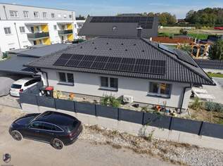 Modernes Einfamilienhaus mit Pool, Terrasse und Nebengebäude in Absdorf, 2290 €, Immobilien-Häuser in 3462 Absdorf
