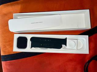Apple Watch Series 5 44mm, 89 €, Kleidung & Schmuck-Accessoires, Uhren, Schmuck in 1220 Donaustadt