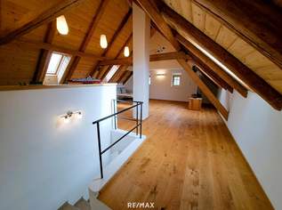 exquisite 175 m²-Wohnung im restaurierten Wohnhaus - individuelles Wohnen im Zentrum von Neuzeug, 330000 €, Immobilien-Wohnungen in 4523 Neuzeug