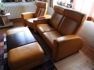 Stressless Ledersofa und Tisch, 700 €, Haus, Bau, Garten-Möbel & Sanitär in 3033 Altlengbach