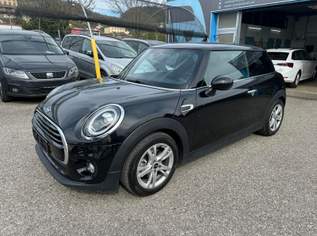 One One LED-Sitzhzg.-PDC, 13990 €, Auto & Fahrrad-Autos in 4221 Steyregg