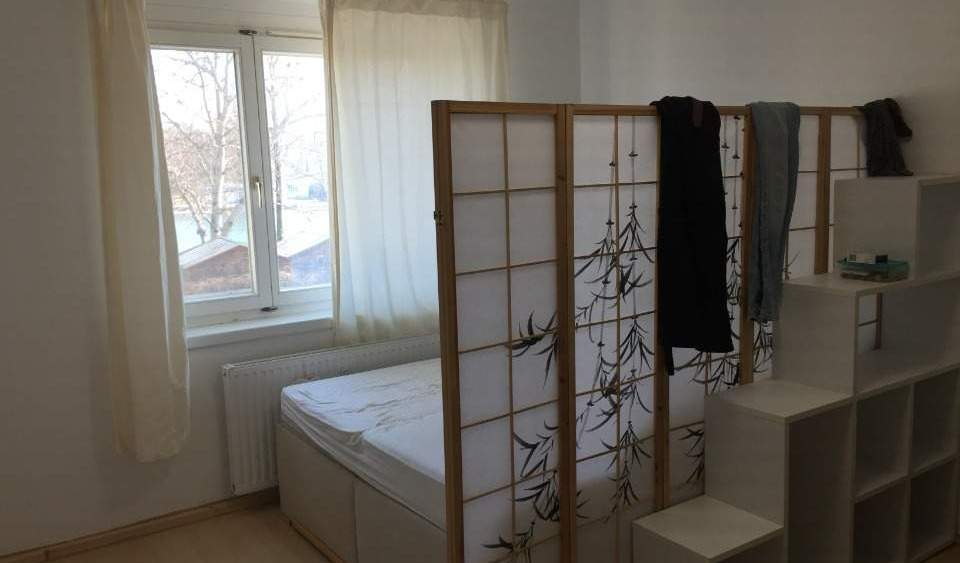 Mitbewohner/in für ein Zimmer gesucht - Gesamtkosten 300€