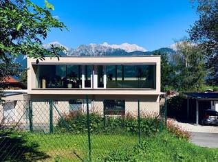 Architektonische Doppelhaushälfte in Rinn – Panoramablick auf die Nordkette, 1250000 €, Immobilien-Häuser in 6074 Gemeinde Rinn