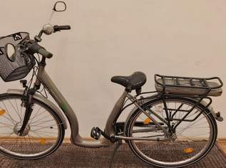 SCHACHNER Tiefeinsteiger-Fahrrad mit Elektromotor, 2399 €, Auto & Fahrrad-Fahrräder in 1020 Leopoldstadt