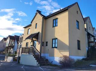 BLICK ÜBER KREMS! Gepflegtes Eckreihenhaus in Traumlage, 470000 €, Immobilien-Häuser in 3500 Am Steindl