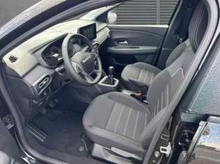 Jogger Expression 7-S SHZ+LED+NAVI TCe 110 81..., 26128 €, Auto & Fahrrad-Autos in 6844 Gemeinde Altach Jogger Expression 7-S SHZ+LED+NAVI TCe 110 81..., 26128 €, Auto & Fahrrad-Autos in 6844 Gemeinde Altach