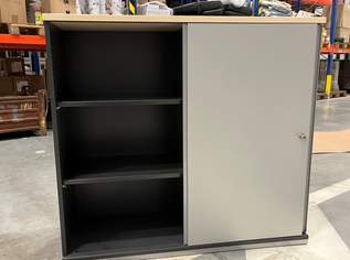 Büroschrank von König & Neurath Büroschrank von König & Neurath
