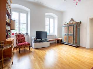 Stilvolle Altbauwohnung im Herzen von Innsbruck – Großzügiges Wohnen in bester Innenstadtlage (#10455), 770000 €, Immobilien-Wohnungen in Tirol