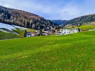 Vielseitiges Angebot – 1040 m² großes Grundstück in Matrei am Brenner!, 439000 €, Immobilien-Grund und Boden in 6143 Marktgemeinde Matrei am Brenner