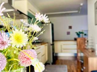 Familientaugliche 3 Zimmer-Wohnung mit Loggia, 1490 €, Immobilien-Wohnungen in 1140 Penzing