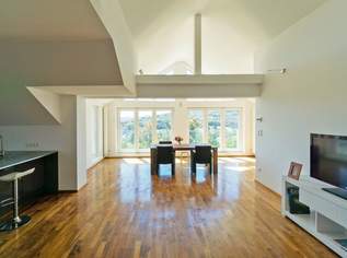 Exklusive, moderne DG-Wohnung mit Eigengarten und Schwimmteich in Jahrhundertwende-Villa auf der oberen Lawies, 460000 €, Immobilien-Wohnungen in Niederösterreich Exklusive, moderne DG-Wohnung mit Eigengarten und Schwimmteich in Jahrhundertwende-Villa auf der oberen Lawies, 460000 €, Immobilien-Wohnungen in Niederösterreich