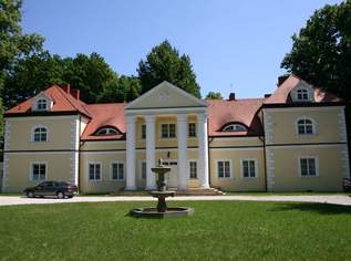 Palace in Radoszewnica - Poland, 3000000 €, Immobilien-Häuser in Polen