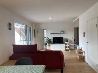 schöne 3-Zimmer-Wohnung mit Terrasse, 1700 €, Immobilien-Wohnungen in Tirol