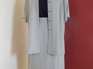 Kleid - Zweiteilig, 25 €, Kleidung & Schmuck-Damenkleidung in 4050 Traun
