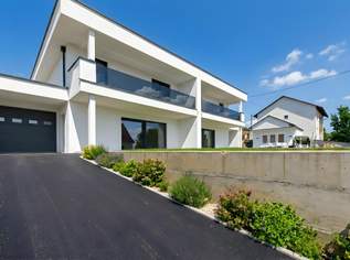 Edles Doppelhaus mit Pool, 699000 €, Immobilien-Häuser in 4073 Wilhering
