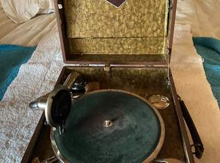 Tegophon Austria Original Koffergrammophon Antik, 130 €, Marktplatz-Antiquitäten, Sammlerobjekte & Kunst in 5165 Berndorf bei Salzburg Tegophon Austria Original Koffergrammophon Antik, 130 €, Marktplatz-Antiquitäten, Sammlerobjekte & Kunst in 5165 Berndorf bei Salzburg