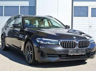 530 d xdrive touring Aut. ** virt. Cockpit ** LEDER * 4x SHZ * KAMERA ..., 33690 €, Auto & Fahrrad-Autos in 4693 Desselbrunn