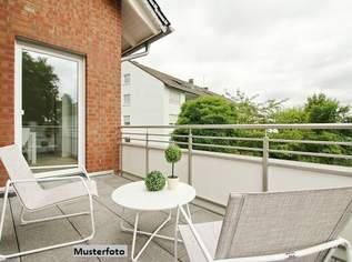Großzügige DG-Wohnung mit 50 m² Dachterrasse, Balkon & 2 Pkw-Stellplätzen, 480000 €, Immobilien-Wohnungen in 9500 