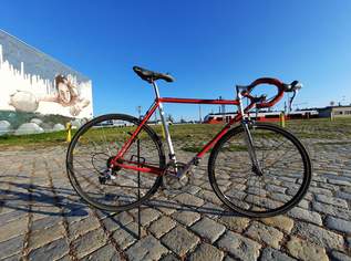 Stahlrahmenrad-Rennrad, 350 €, Auto & Fahrrad-Fahrräder in 1150 Rudolfsheim-Fünfhaus