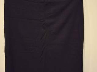 Marc Cain Rock Gr. 42, 25 €, Kleidung & Schmuck-Damenkleidung in 1160 Ottakring Marc Cain Rock Gr. 42, 25 €, Kleidung & Schmuck-Damenkleidung in 1160 Ottakring