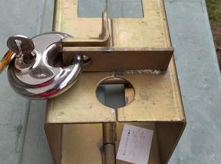 KASTENSCHLOSS FÜR ANHÄNGER, 19.9 €, Auto & Fahrrad-Teile & Zubehör in 6230 Marktgemeinde Brixlegg KASTENSCHLOSS FÜR ANHÄNGER, 19.9 €, Auto & Fahrrad-Teile & Zubehör in 6230 Marktgemeinde Brixlegg