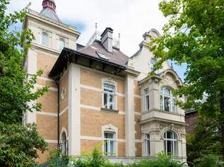 Charmante Cottage-Villa in begehrter Lage des 19. Bezirks, 6000000 €, Immobilien-Häuser in 1190 Döbling