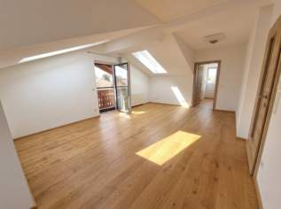 Helle 3-Zimmer-Dachgeschosswohnung mit Balkon und bester Anbindung nach Salzburg, 1235 €, Immobilien-Wohnungen in 5201 Seekirchen am Wallersee