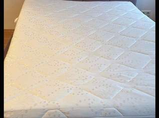 Neuwertiges Bett inkl. Lattenrost und Matratze-günstig 1020 Wien, 02. Bezirk, Leopoldstadt